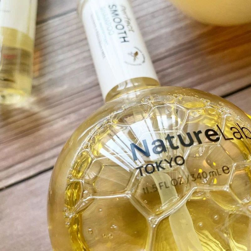 Perfect Smooth Shampoo Gludumu piešķirošs šampūns, 340 ml