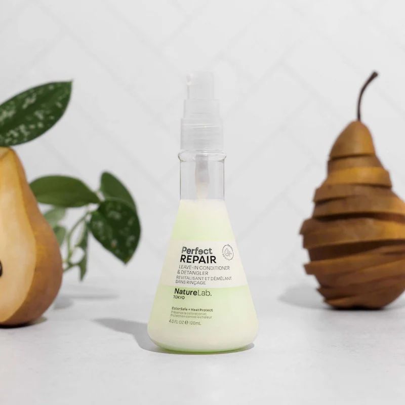 Perfect Repair Leave-In Conditioner & Detangler Atjaunojošs nenoskalošanas kondicionieris un matu izšķūrētājs, 120 ml