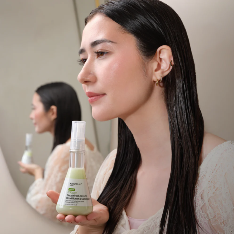 Kaizen Repairing Leave-In Conditioner & Detangler Atjaunojošs nenoskalošanas kondicionieris un matu izšķūrētājs, 120 ml
