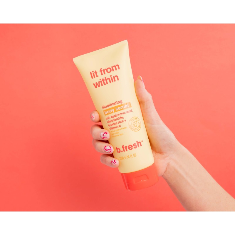 Lit From Within Illuminating Body Serum Mirdzumu piešķirošs ķermeņa serums, 236ml
