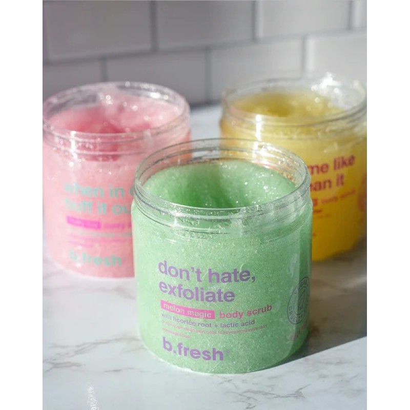 Scrub Me Like You Mean It Pineapple Punch Body Scrub Ananasu aromāta ķermeņa skrubis, 200g