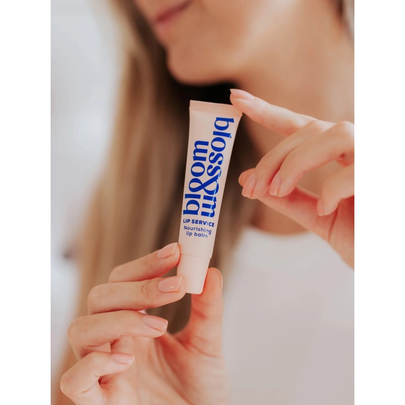 LIP SERVICE Nourishing lip balm Barojošs lūpu balzams, 15 ml