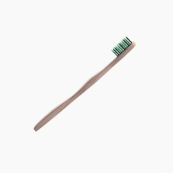 Bamboo Toothbrush With Charcoal Infused Bristles Mīksta bambusa zobu birste, 1 gab. 