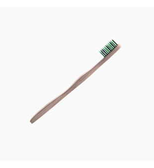 moti-co Bamboo Toothbrush With Charcoal Infused Bristles Mīksta bambusa zobu birste, 1 gab. | inbeauty.lv